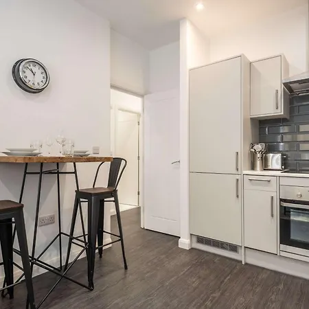 Cosy 1 Bedroom In Apartment Bradford (West Yorkshire)